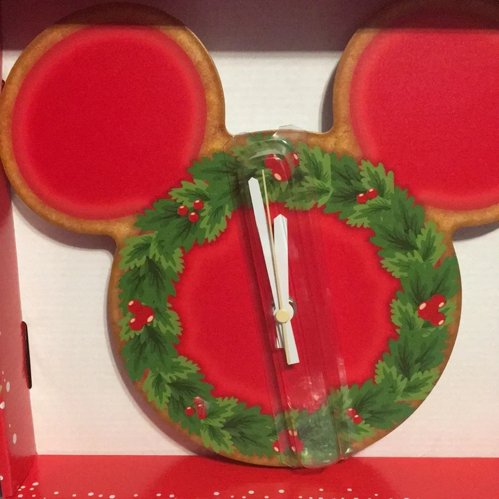 🎄Mickey Christmas wall clock